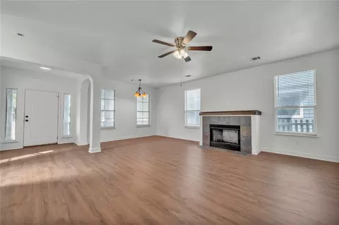 Living - 259 Mendez Loop, Kyle, TX 78640 photo 2 of 5