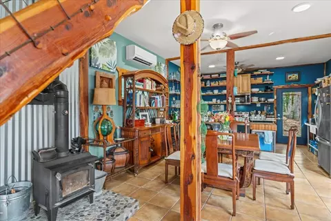 16933 Ranch Rd 12 #B, Wimberley, TX 78676