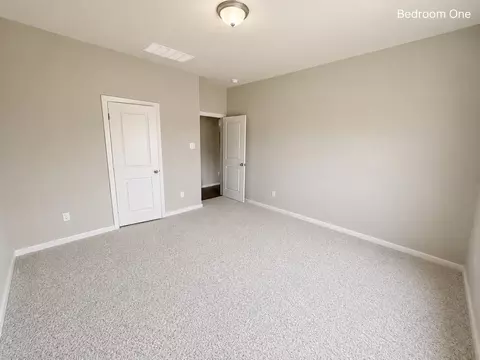 Bedroom - 164 Wind Hl, Jarrell, TX 76537 photo 6 of 7