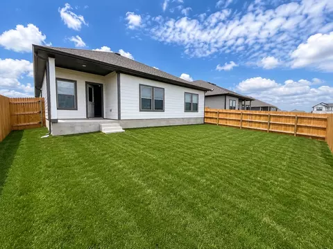 Exterior - 164 Wind Hl, Jarrell, TX 76537 photo 5 of 5
