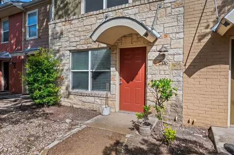 1101 Grove Blvd #206, Austin, TX 78741