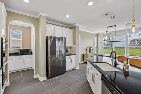 Kitchen - 305 Kat Garnet Dr, Kyle, TX 78640 photo 2 of 4