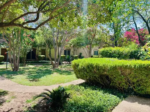 7801 Shoal Creek Blvd #246, Austin, TX 78757