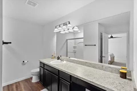 Bath - 308 Shiro Dr, Kyle, TX 78640 photo 3 of 3