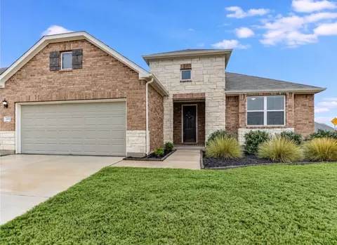 200 Monteforte Rd, Hutto, TX 78634