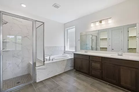 Bath - 317 Independence Dr, Kyle, TX 78640 photo 1 of 6
