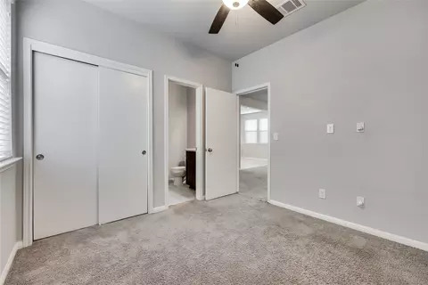 Bedroom - 245 E Broade St, Leander, TX 78641 photo 4 of 6