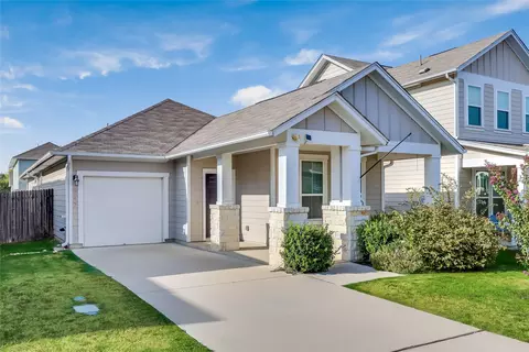 Exterior - 245 E Broade St, Leander, TX 78641 photo 1 of 5