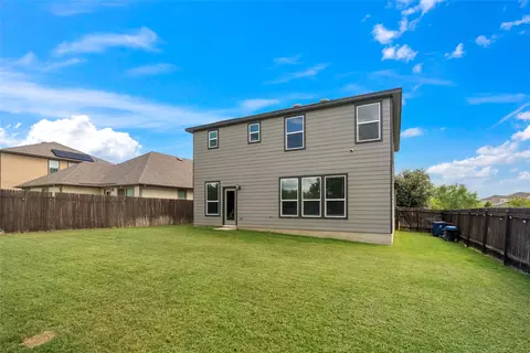 Exterior - 214 Saranac Dr, Elgin, TX 78621 photo 4 of 5
