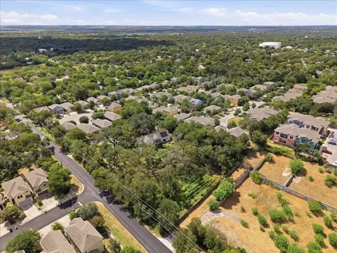 2907 Cameron Loop, Austin, TX 78745 photo 12