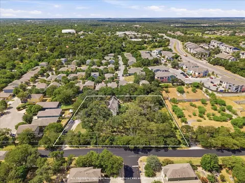 2907 Cameron Loop, Austin, TX 78745 photo 2
