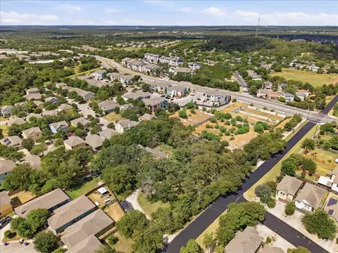 2907 Cameron Loop, Austin, TX 78745 photo 8