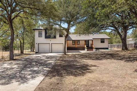 349 Forest Lake Dr, Del Valle, TX 78617