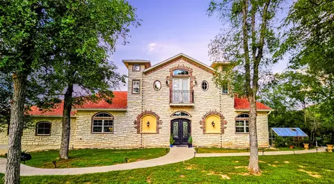 189 Moccasin Cyn, Cedar Creek, TX 78612