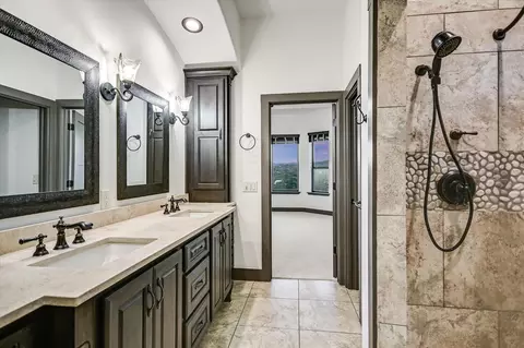 Bath - 11100 Hill Dr, Leander, TX 78641 photo 1 of 5