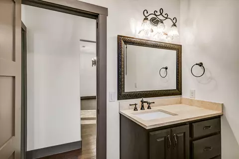 Bath - 11100 Hill Dr, Leander, TX 78641 photo 3 of 5