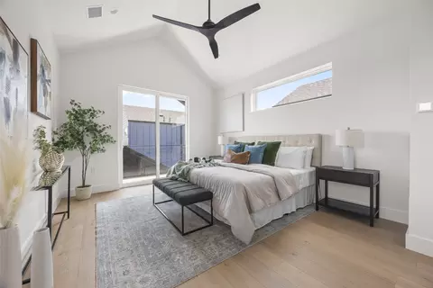 Bedroom - 5104 Stone Gate Dr #2, Austin, TX 78721 photo 7 of 10