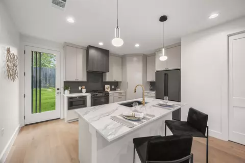 Kitchen - 5104 Stone Gate Dr #2, Austin, TX 78721 photo 1 of 3