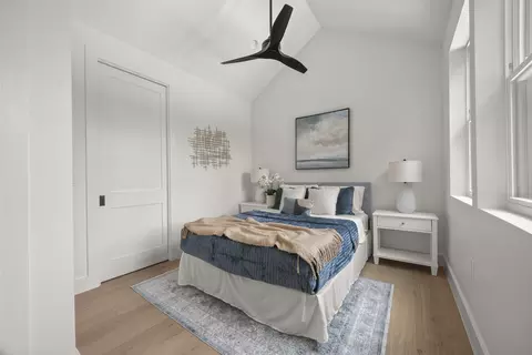 Bedroom - 5104 Stone Gate Dr #2, Austin, TX 78721 photo 5 of 10