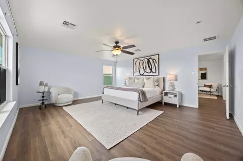 Bedroom - 113 Bexar Forest Cv, Elgin, TX 78621 photo 1 of 7