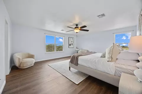 Bedroom - 113 Bexar Forest Cv, Elgin, TX 78621 photo 2 of 7