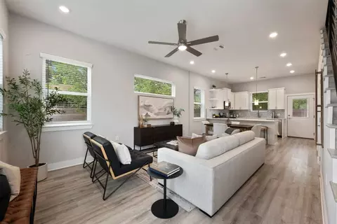 1104 Begonia Ter #2, Austin, TX 78741