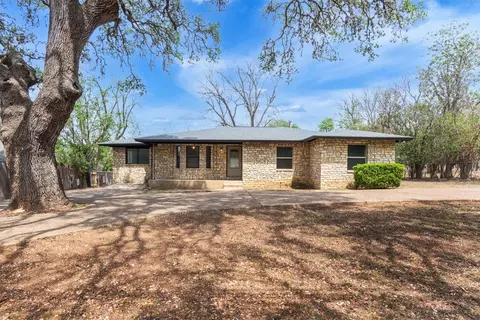 1608 Old Ranch Road 12, San Marcos, TX 78666