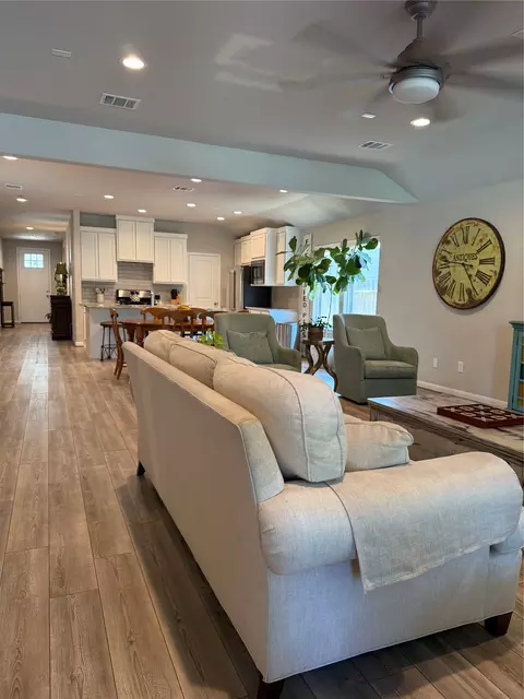 Living - 2336 Hagerman Rd, Conroe, TX 77384 photo 3 of 3