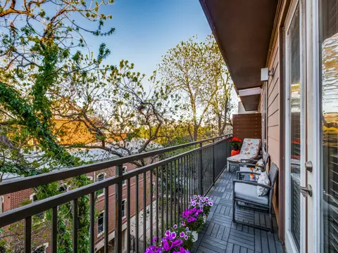 1900 Barton Springs Rd #5037, Austin, TX 78704