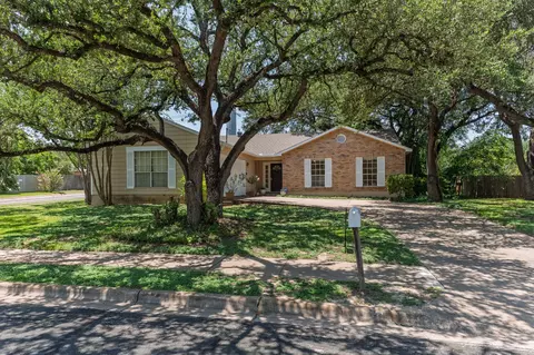 1015 Huntridge Dr, Austin, TX 78758