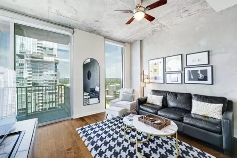 360 Nueces St #2808, Austin, TX 78701