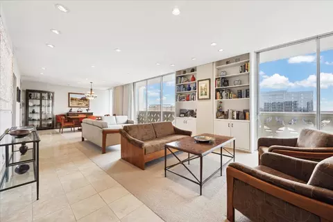 1801 Lavaca St #9J, Austin, TX 78701