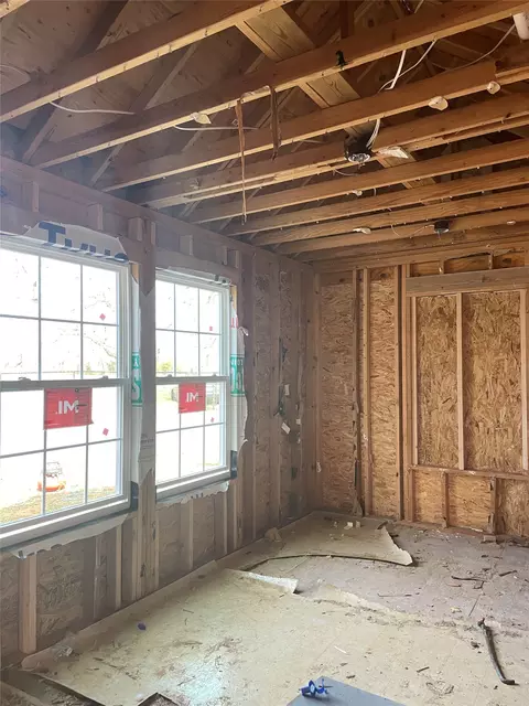 2238 Flash Cir, Luling, TX 78648 photo 3