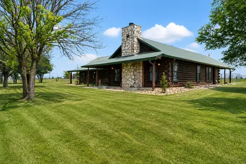 800 County Road 126, Georgetown, TX 78626