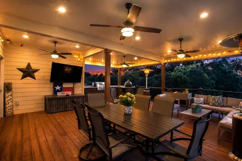 741 Wiltshire Dr, Hutto, TX 78634