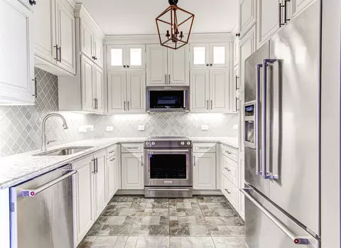 54 Rainey St #706, Austin, TX 78701