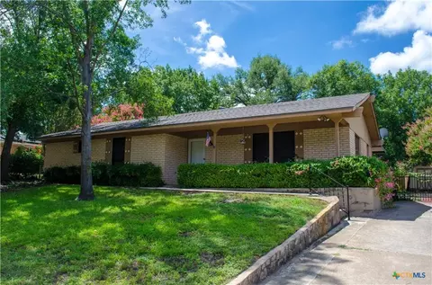 303 E 20th Ave, Belton, TX 76513