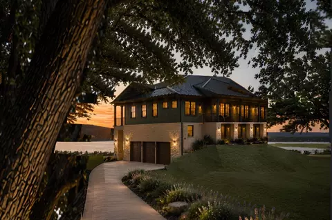 2702 Cornell Cv, Lago Vista, TX 78645