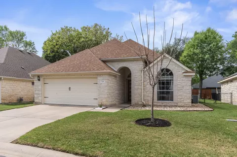124 Village Dr, Georgetown, TX 78628