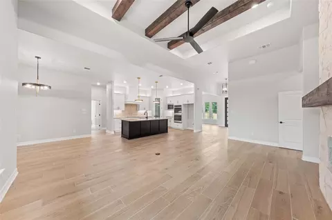 Living - 637 Bald Eagle Loop, Salado, TX 76571 photo 4 of 6