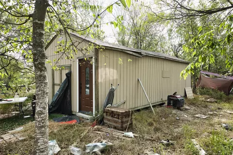 2900 Salt Flat Rd, Luling, TX 78648 photo 13