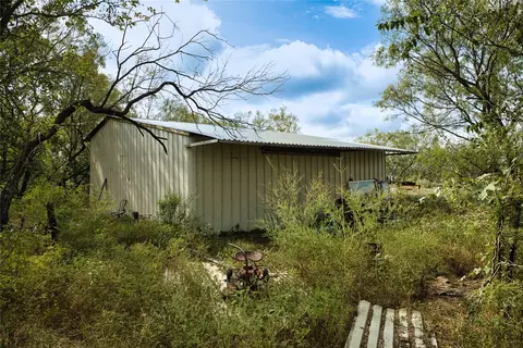 2900 Salt Flat Rd, Luling, TX 78648 photo 12