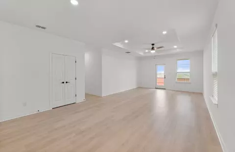 596 Rubber Tree Way, Buda, TX 78610 photo 6