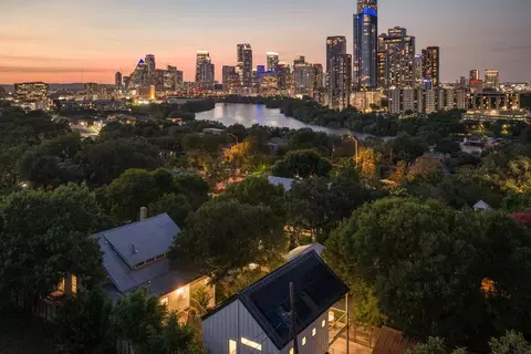 1105 Travis Heights Blvd, Austin, TX 78704