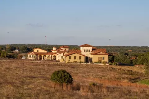 204 Via Daniela, Florence, TX 76527 photo 7