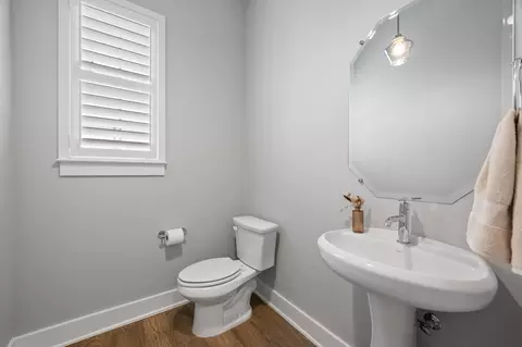 Bath - 4515 Unity Cir, Austin, TX 78731 photo 4 of 4