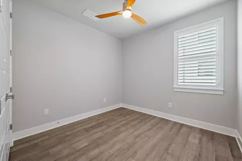 Bedroom - 4515 Unity Cir, Austin, TX 78731 photo 4 of 4