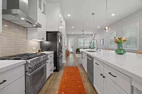 Kitchen - 4515 Unity Cir, Austin, TX 78731 photo 3 of 3
