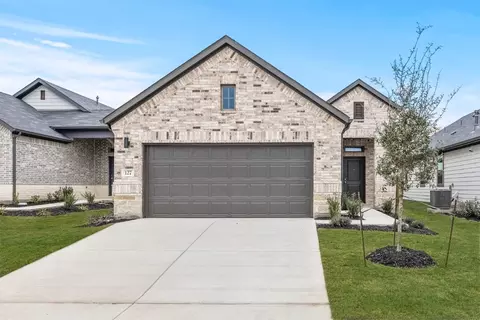 127 Tolo Dr, Elgin, TX 78621