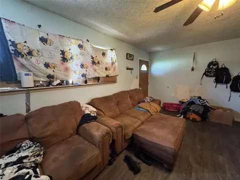 Living - 3041 Monroe St, Commerce, TX 75428 photo 3 of 4